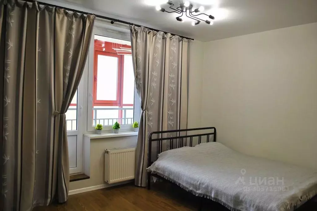 Студия Санкт-Петербург Пулковское ш., 38к7 (27.0 м) - Фото 0