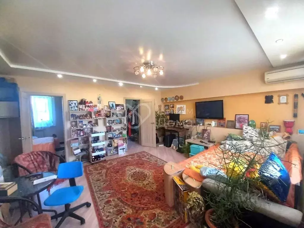 Дом в Волгоградская область, Волжский пос. Рабочий, Заречная ул. (138 ... - Фото 1