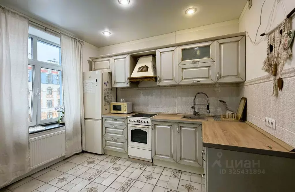 1-к кв. Московская область, Красногорск Опалиха мкр, ул. Пришвина, 5 ... - Фото 0