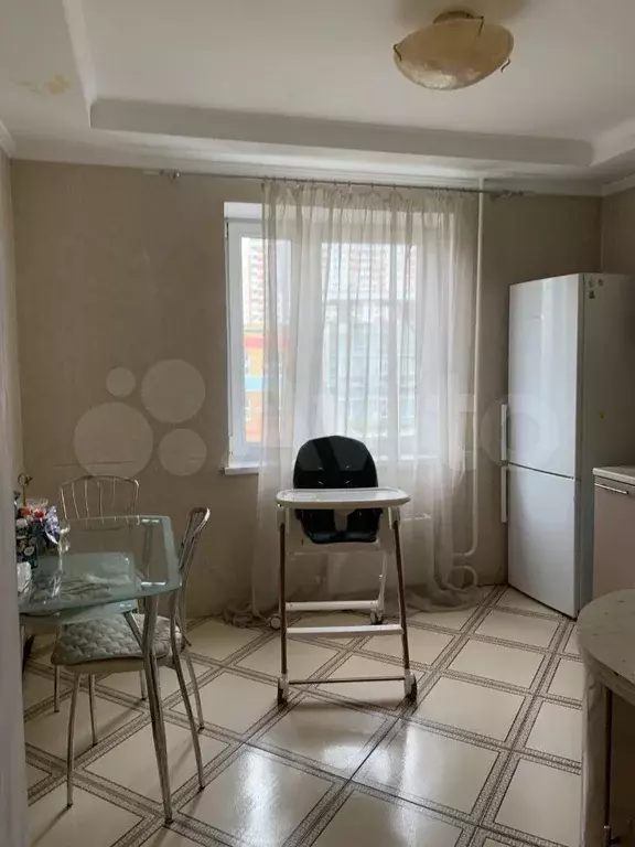 2-к. квартира, 72 м, 4/17 эт. - Фото 0