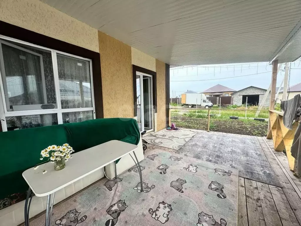 Дом в Башкортостан, Иглинский район, Акбердинский сельсовет, д. ... - Фото 1