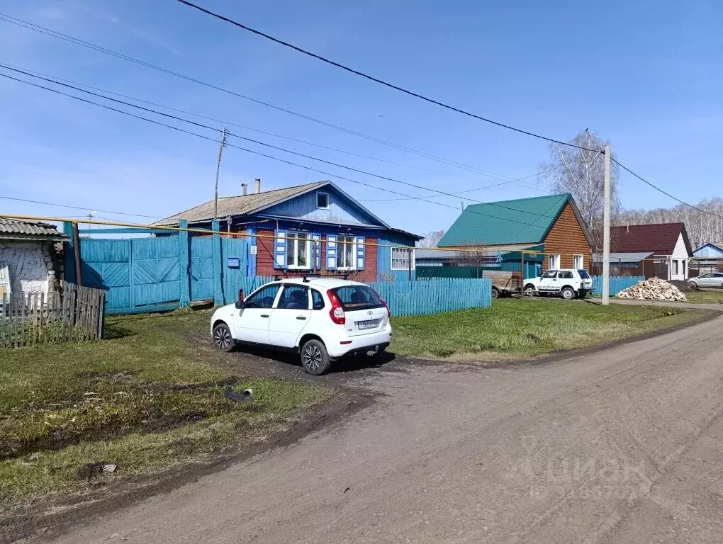 Дом в Омская область, Тюкалинск ул. Чкалова (40 м) - Фото 1