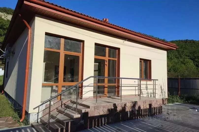 Дом в Краснодарский край, Геленджик городской округ, с. Прасковеевка ... - Фото 1