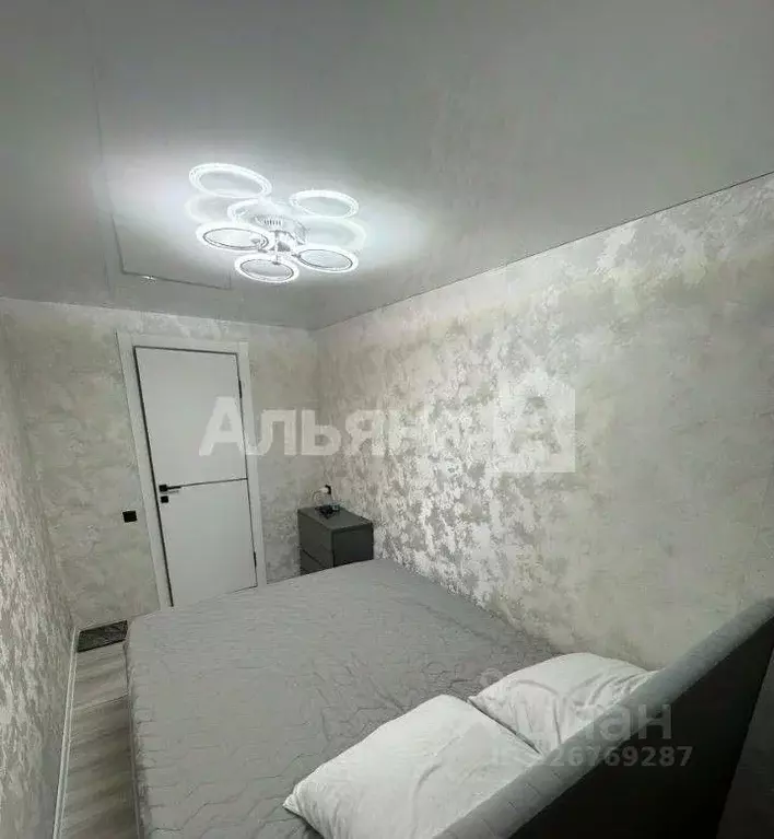 2-к кв. Ростовская область, Донецк ул. Королева, 10А (51.0 м) - Фото 2