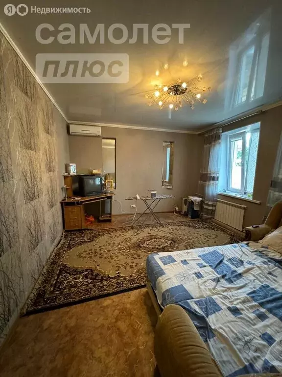 2-комнатная квартира: Астрахань, улица Степана Разина, 20 (47 м) - Фото 0