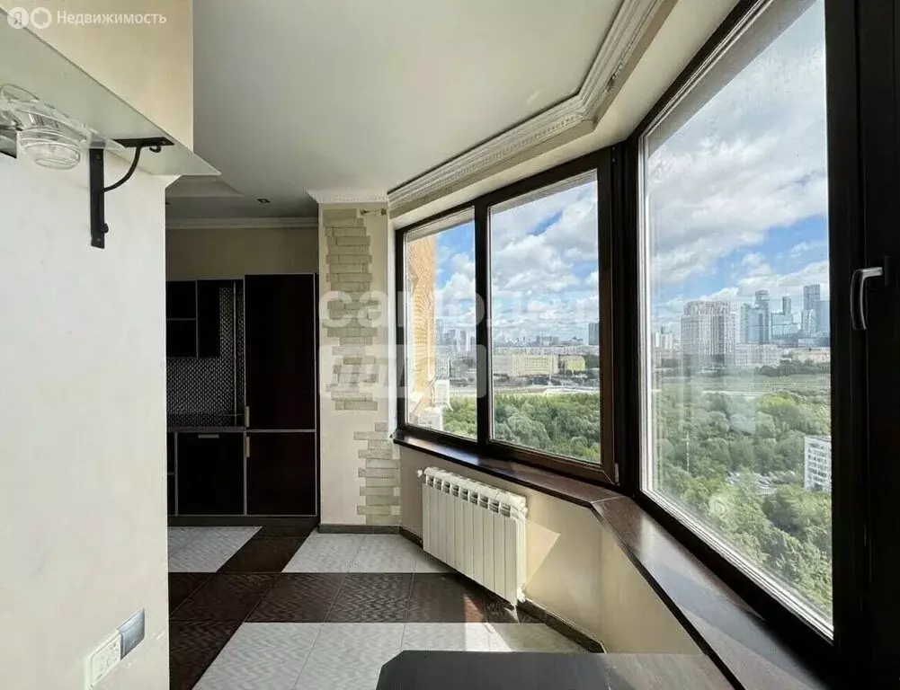 3-комнатная квартира: Москва, улица Пырьева, 9к3 (100 м) - Фото 1