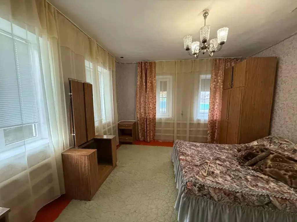 Дом в Краснодарский край, Щербиновский район, Шабельское с/пос, с. ... - Фото 2