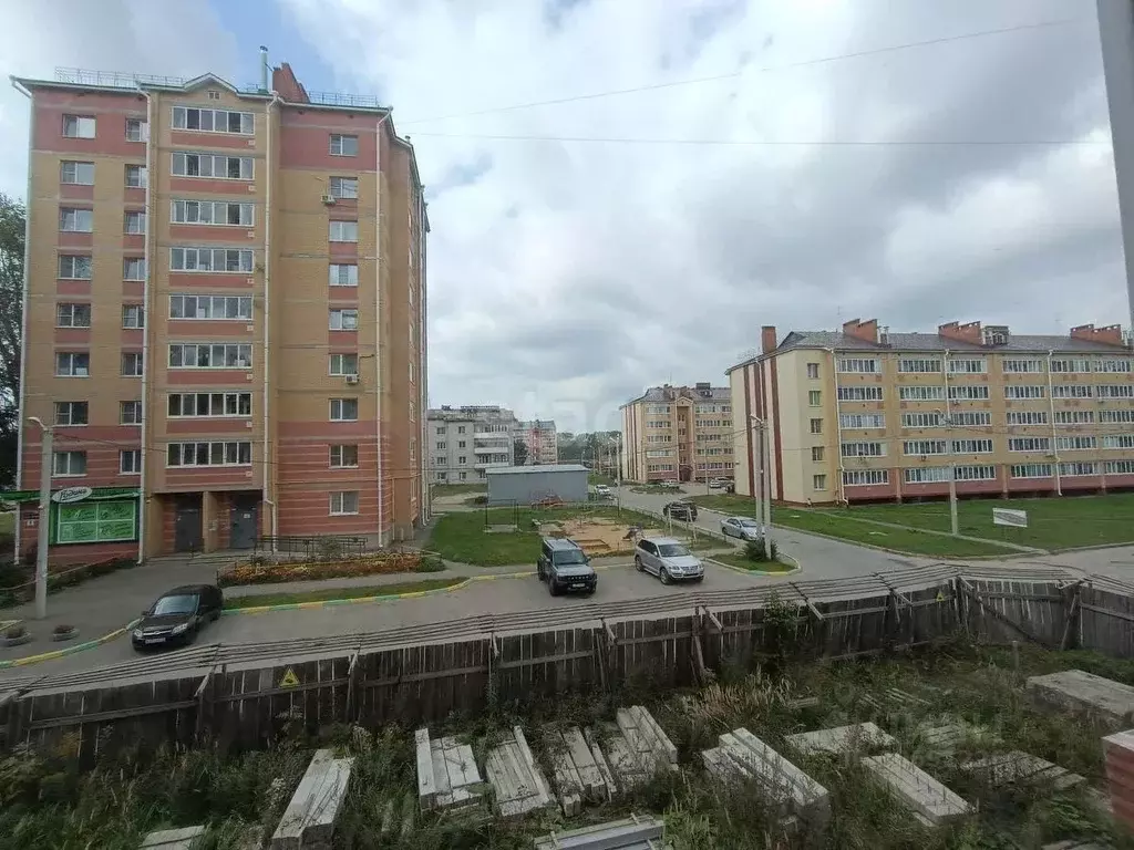 3-к кв. марий эл, медведево городское поселение, медведево пгт ул. . - Фото 0