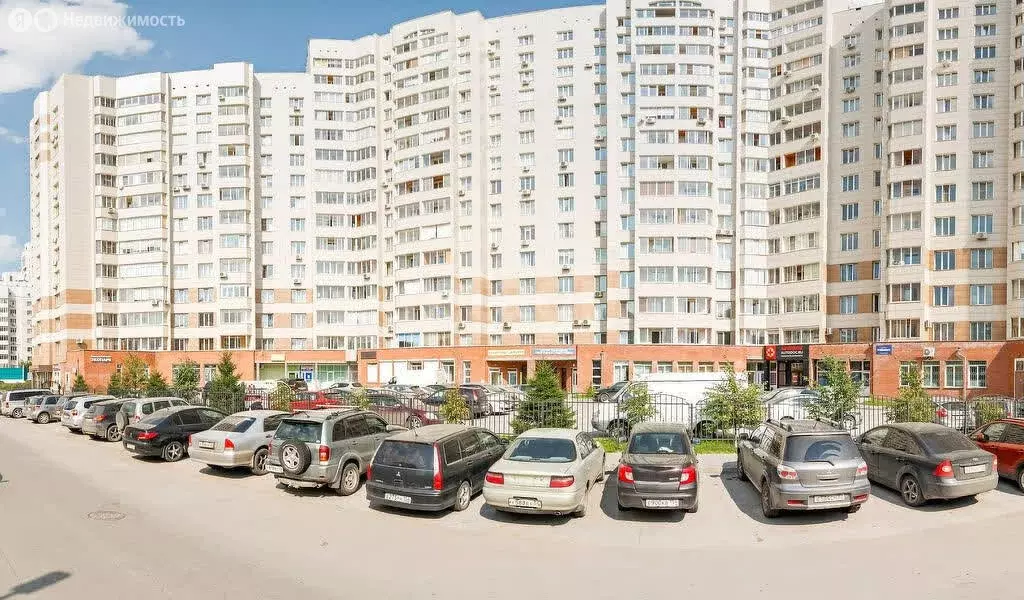 3-комнатная квартира: Новосибирск, улица Семьи Шамшиных, 12 (84 м) - Фото 1