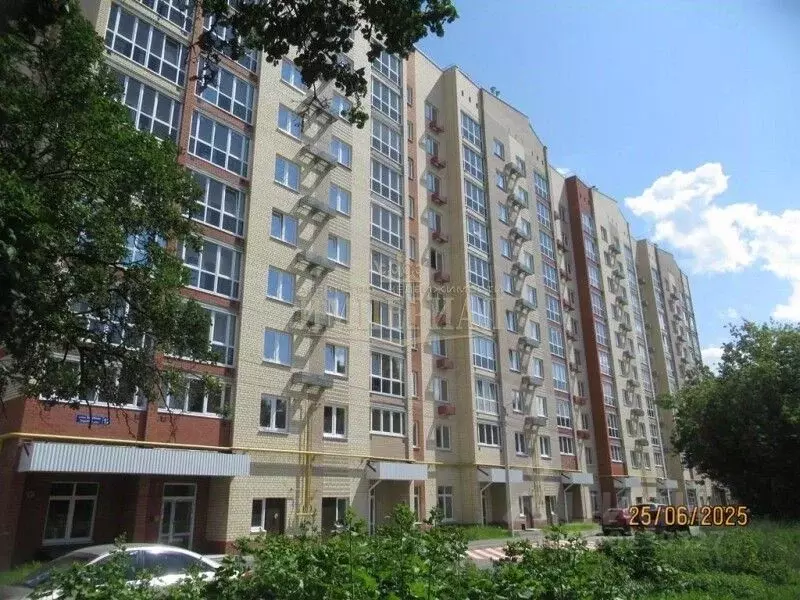 3-к кв. Марий Эл, Йошкар-Ола ул. Зарубина, 12 (104.0 м) - Фото 0