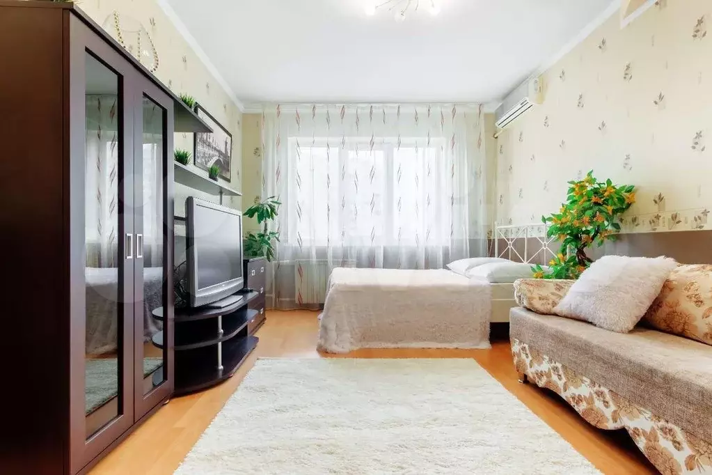 3-к. квартира, 70 м, 9/9 эт. - Фото 0