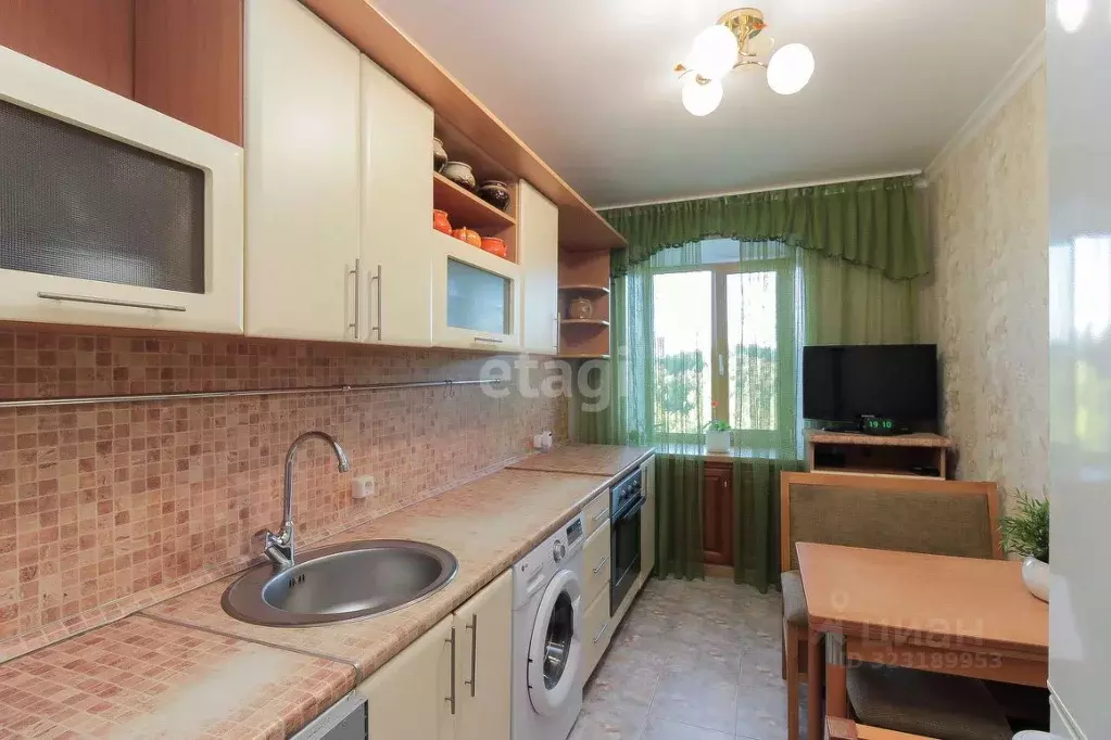 2-к кв. Тюменская область, Тюмень Локомотивная ул., 116 (51.8 м) - Фото 2