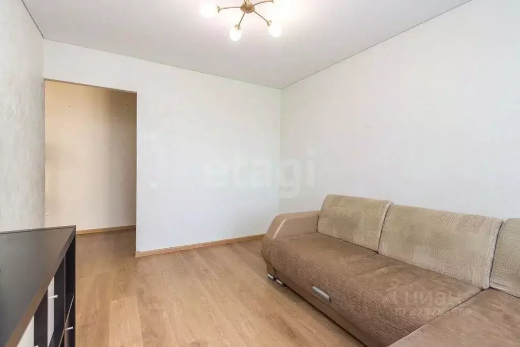 3-к кв. Башкортостан, Уфа ул. Юрия Гагарина, 12/1 (68.6 м) - Фото 1