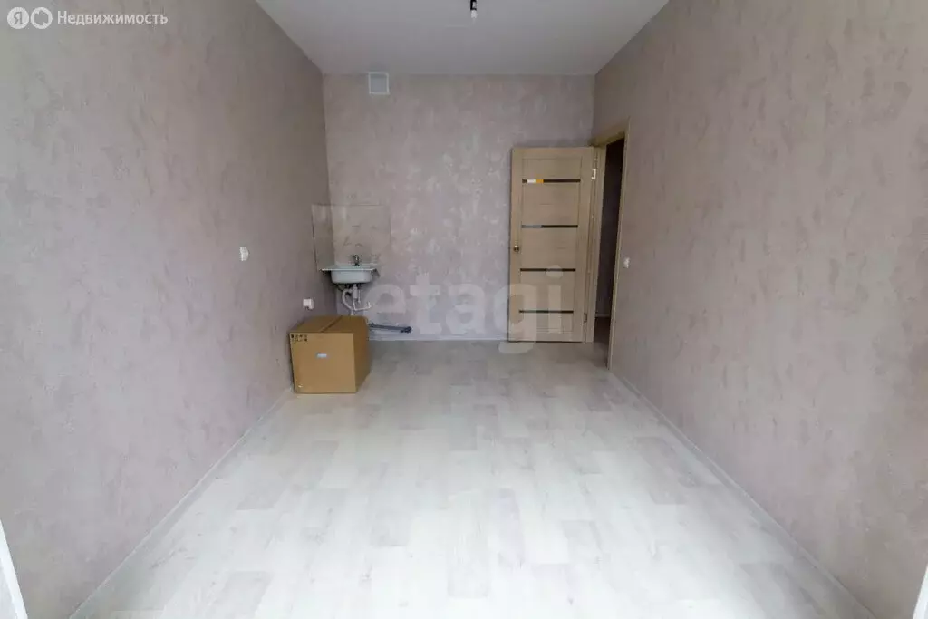 1-комнатная квартира: Ялуторовск, улица Свободы, 238 (36.9 м) - Фото 1