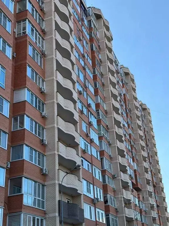 3-к кв. Краснодарский край, Краснодар ул. Имени Симиренко, 71к1 (94.0 ... - Фото 1
