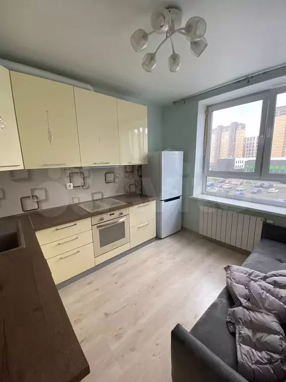 1-к. квартира, 40 м, 4/22 эт. - Фото 1