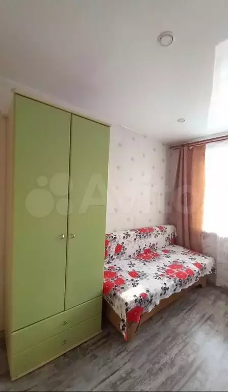 Комната 13 м в 4-к., 5/5 эт. - Фото 0