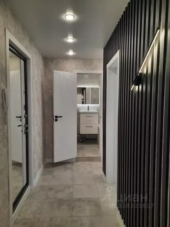 2-к кв. Кемеровская область, Новокузнецк Транспортная ул., 125 (44.0 ... - Фото 1