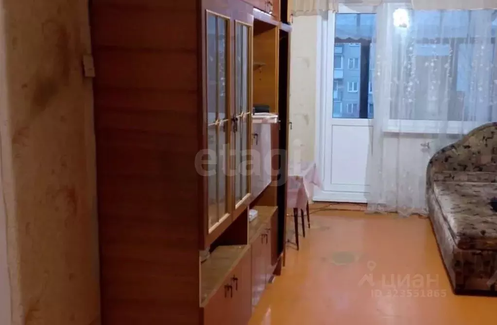 2-к кв. Красноярский край, Красноярск Парашютная ул., 6 (44.6 м) - Фото 1