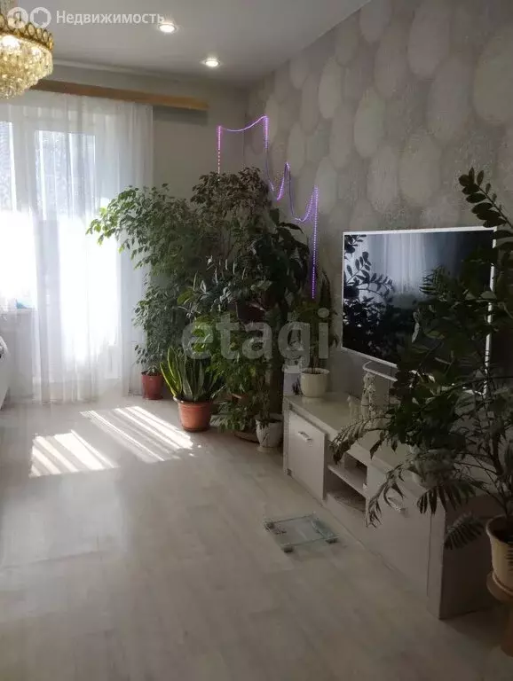 3-комнатная квартира: Ирбит, улица Декабристов, 23 (79.5 м) - Фото 0