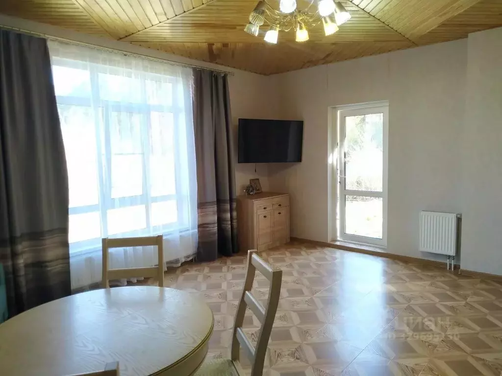 Дом в Свердловская область, Березовский ул. Матросова, 35 (90 м) - Фото 2