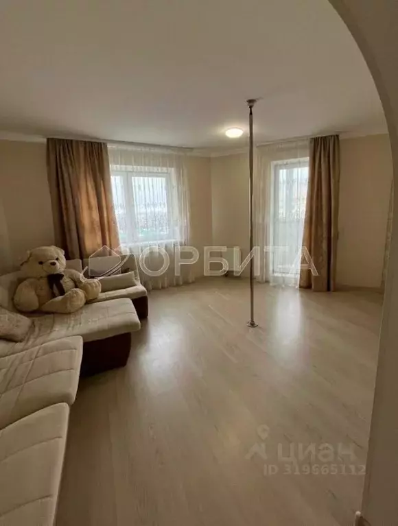 2-к кв. Тюменская область, Тюмень Ямская ул., 86 (73.1 м) - Фото 0