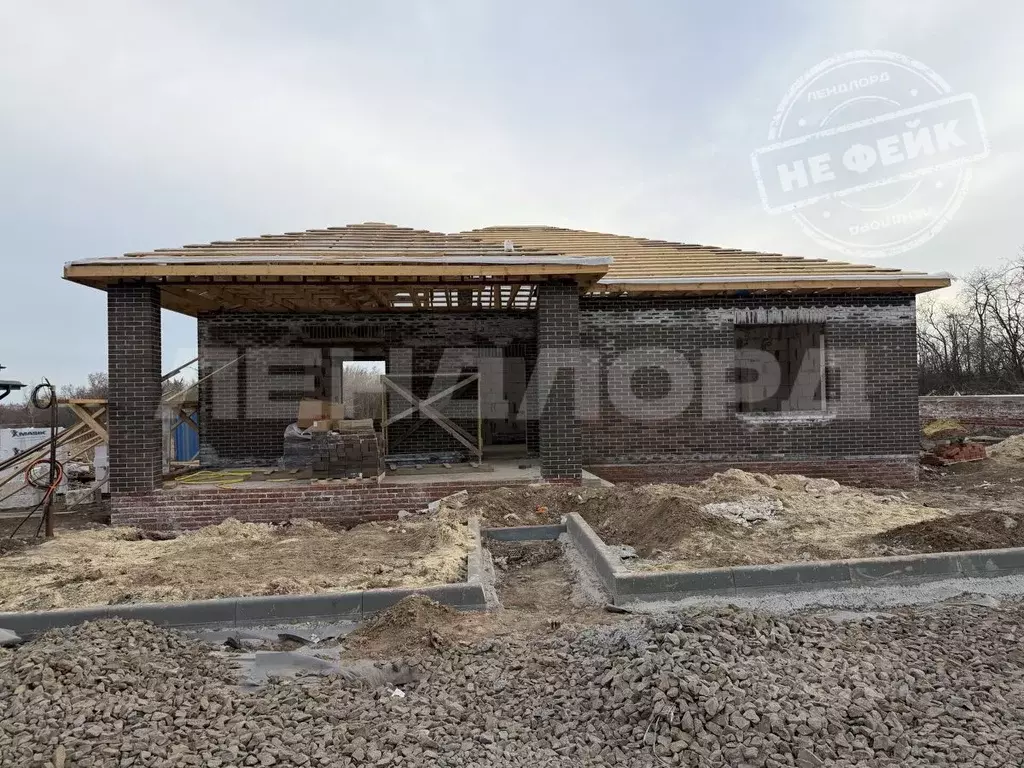 Дом в Ростовская область, Новочеркасск Рощинский пер. (170 м) - Фото 1