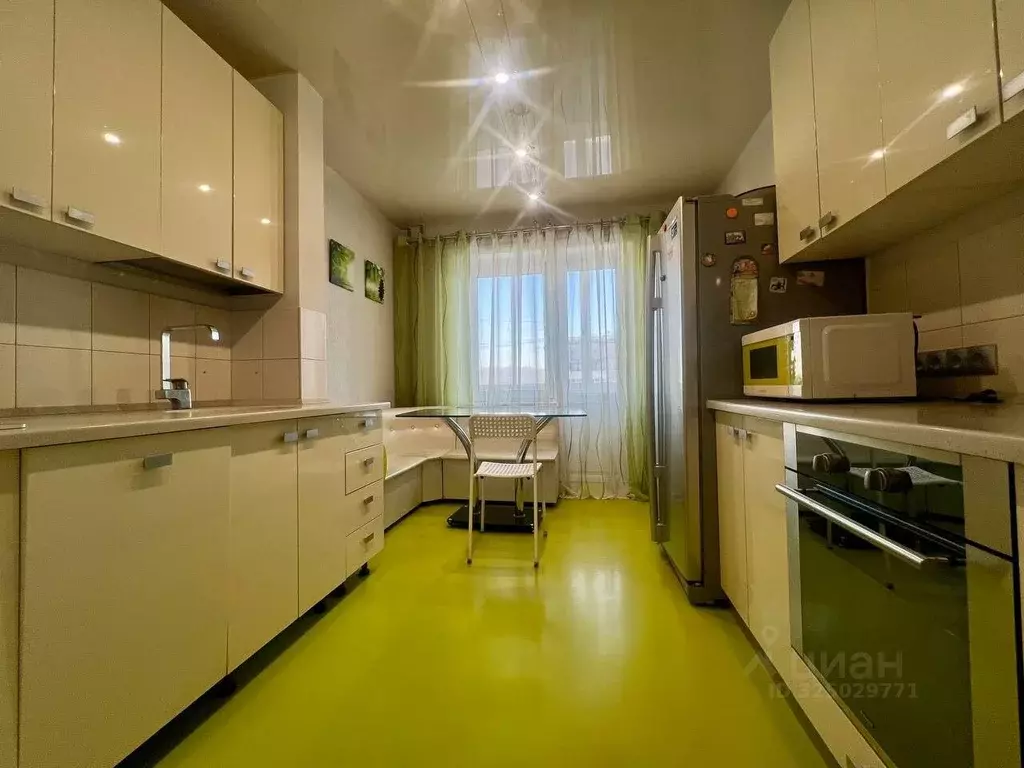 4-к кв. Иркутская область, Иркутск Первомайский мкр, ул. Алмазная, 14 ... - Фото 0