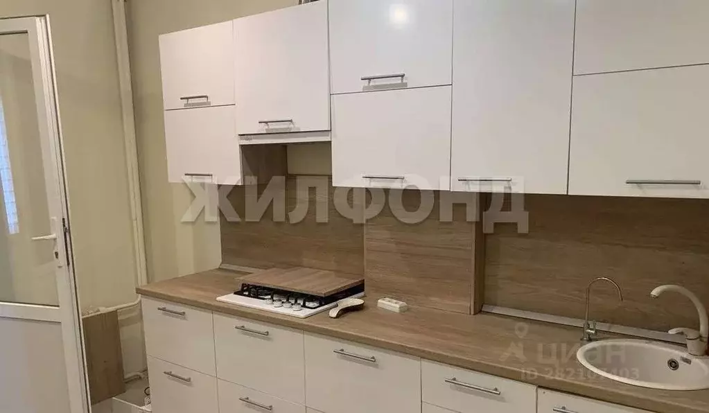 2-к кв. Белгородская область, Белгород Октябрьская ул., 11 (66.7 м) - Фото 1