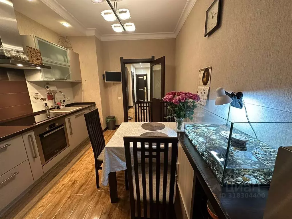 3-к кв. Санкт-Петербург Витебский просп., 51к1 (81.1 м) - Фото 0