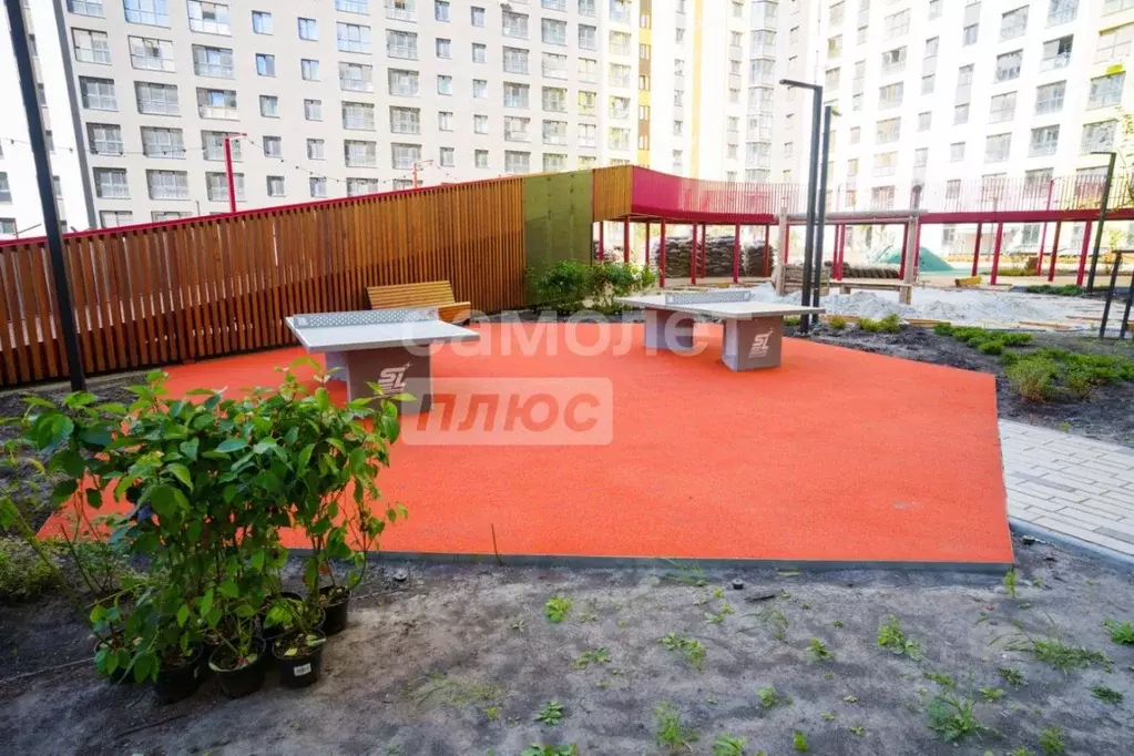 3-к кв. Курская область, Курск ул. Энгельса, 115 (94.05 м) - Фото 1