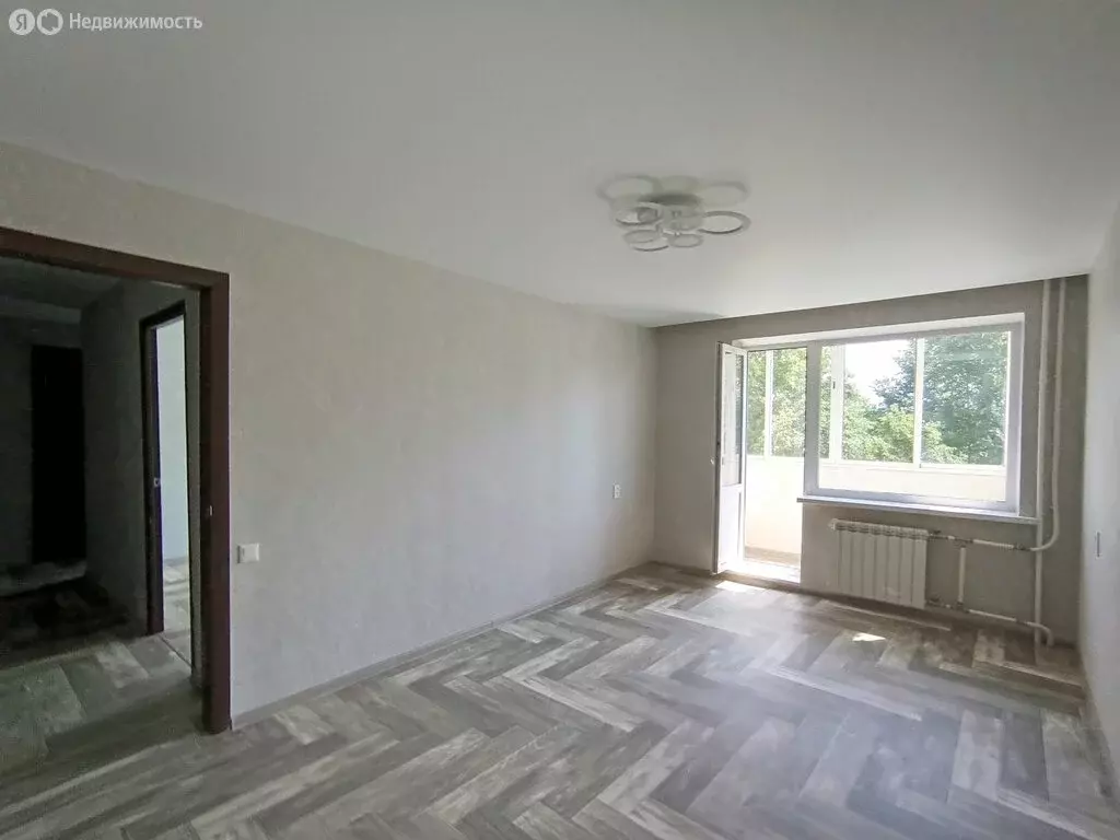 2-комнатная квартира: Каменск-Уральский, Челябинская улица, 37 (43.6 ... - Фото 0