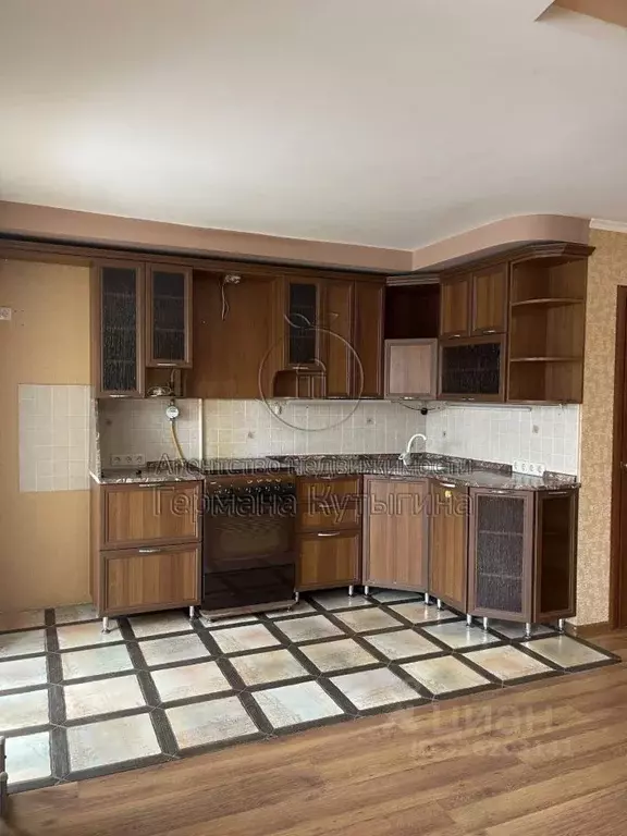 3-к кв. Волгоградская область, Волгоград Нарвская ул., 8 (74.0 м) - Фото 1