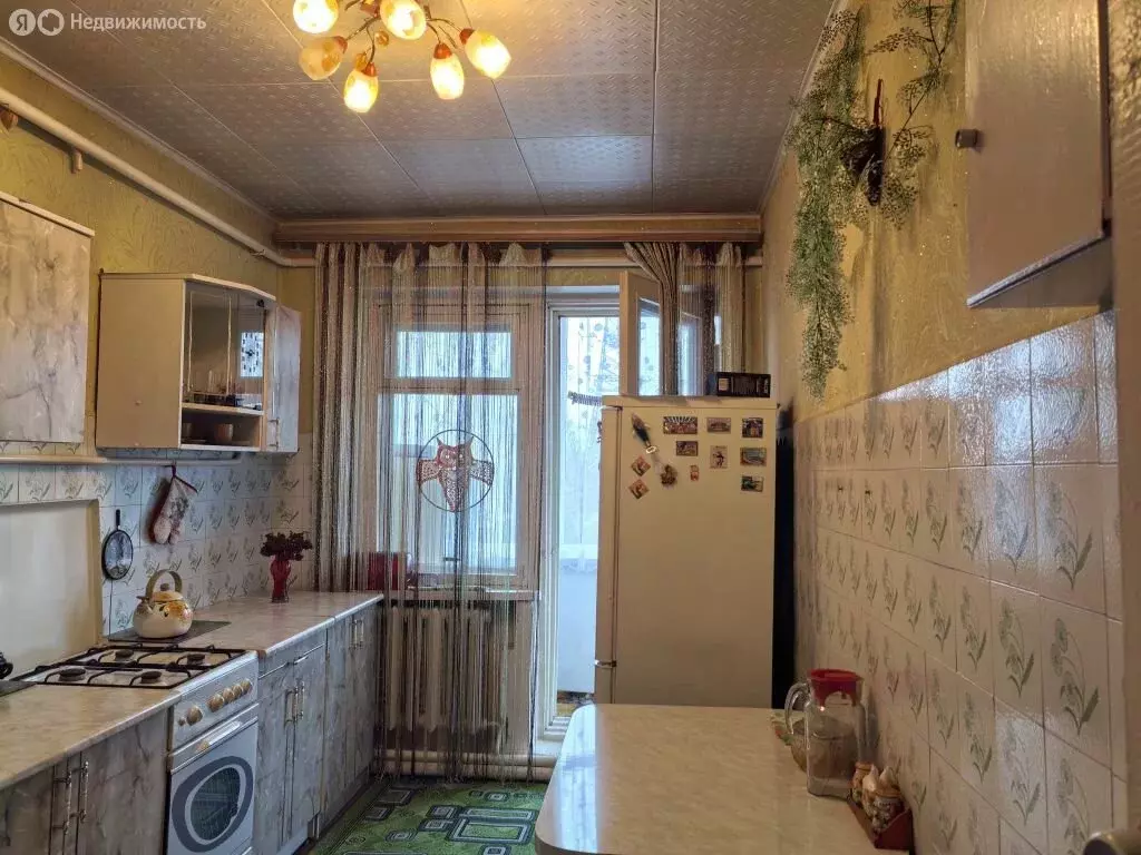 3-комнатная квартира: Лунино, улица Ломоносова, 55 (57.6 м) - Фото 1