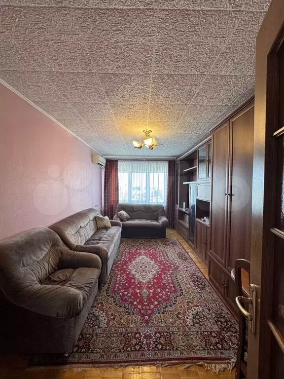 3-к. квартира, 60 м, 8/9 эт. - Фото 1