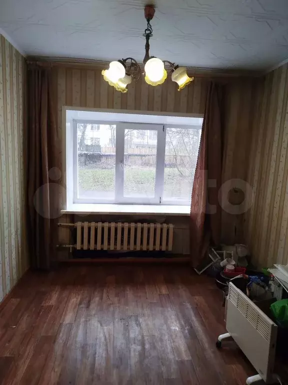 Комната 18 м в 8-к., 1/5 эт. - Фото 1