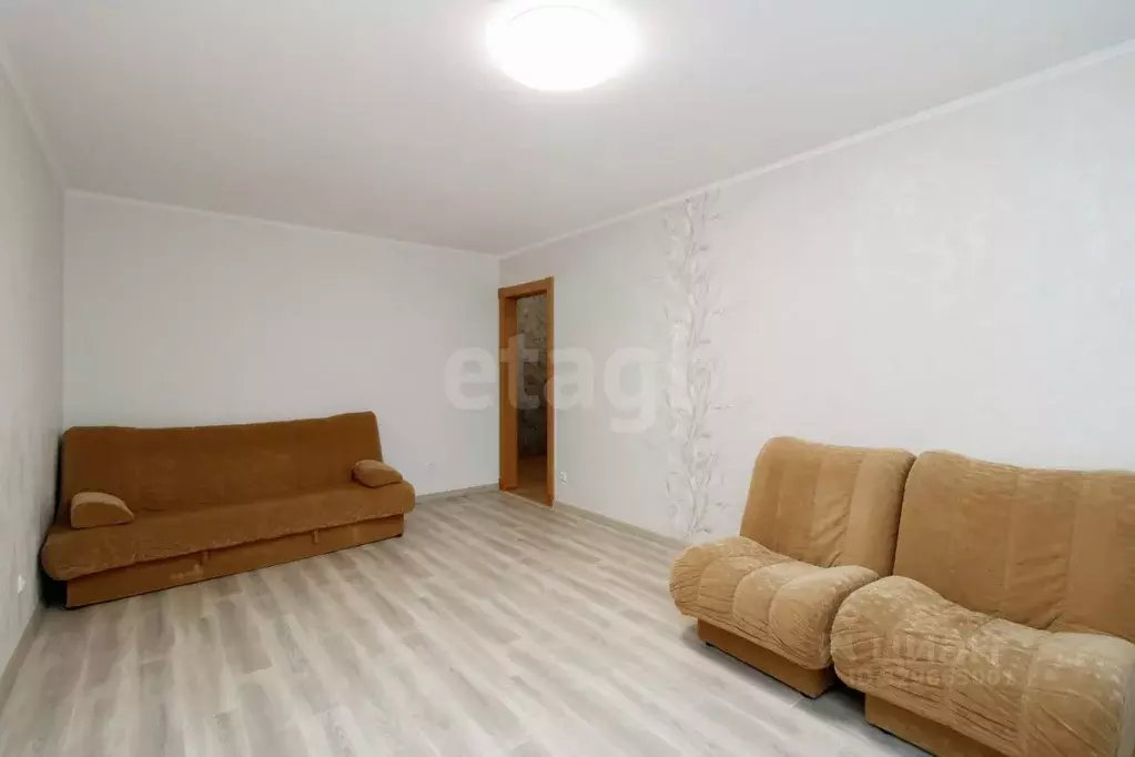 3-к кв. Тюменская область, Тюмень ул. Николая Семенова, 29к3 (90.0 м) - Фото 1