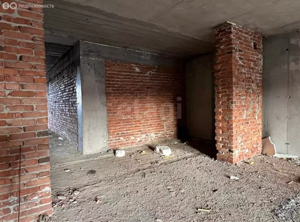 3-комнатная квартира: Владикавказ, улица Билара Кабалоева, 4 (100 м) - Фото 2