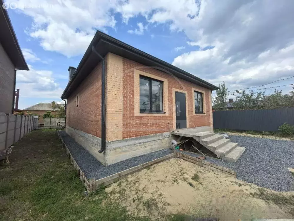 Дом в Батайск, Революционная улица, 77 (115 м) - Фото 0