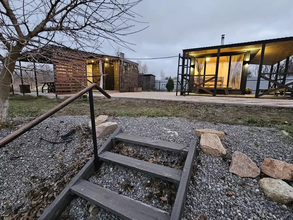 Дом в Волгоградская область, Калачевский район, Ильевское с/пос, Волна ... - Фото 2