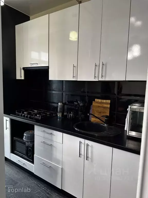 Студия Калининградская область, Калининград Малая Лесная ул. (29.0 м) - Фото 1