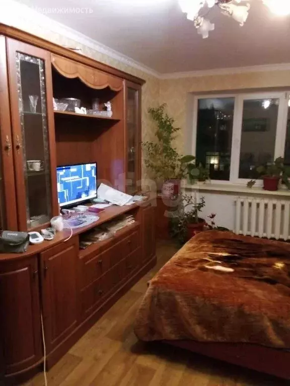 3-комнатная квартира: посёлок городского типа Молодёжное, улица ... - Фото 1