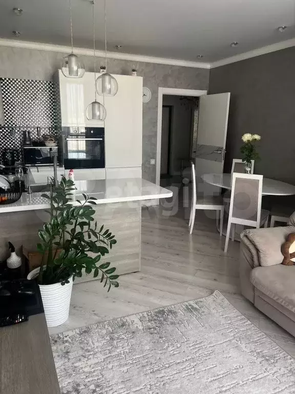 3-к. квартира, 70 м, 9/16 эт. - Фото 0