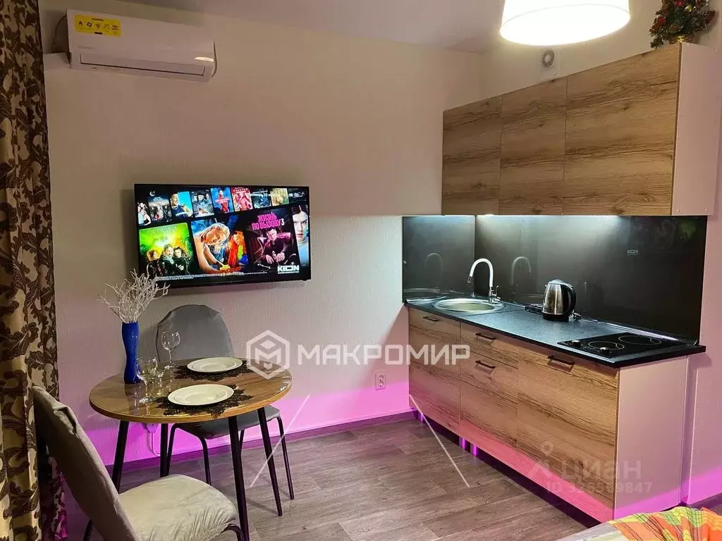 Студия Челябинская область, Челябинск ул. Блюхера, 125А (28.0 м) - Фото 1