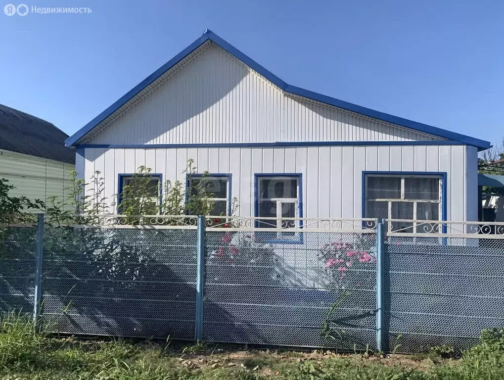 Дом в станица Курчанская, улица Чапаева (42 м) - Фото 1