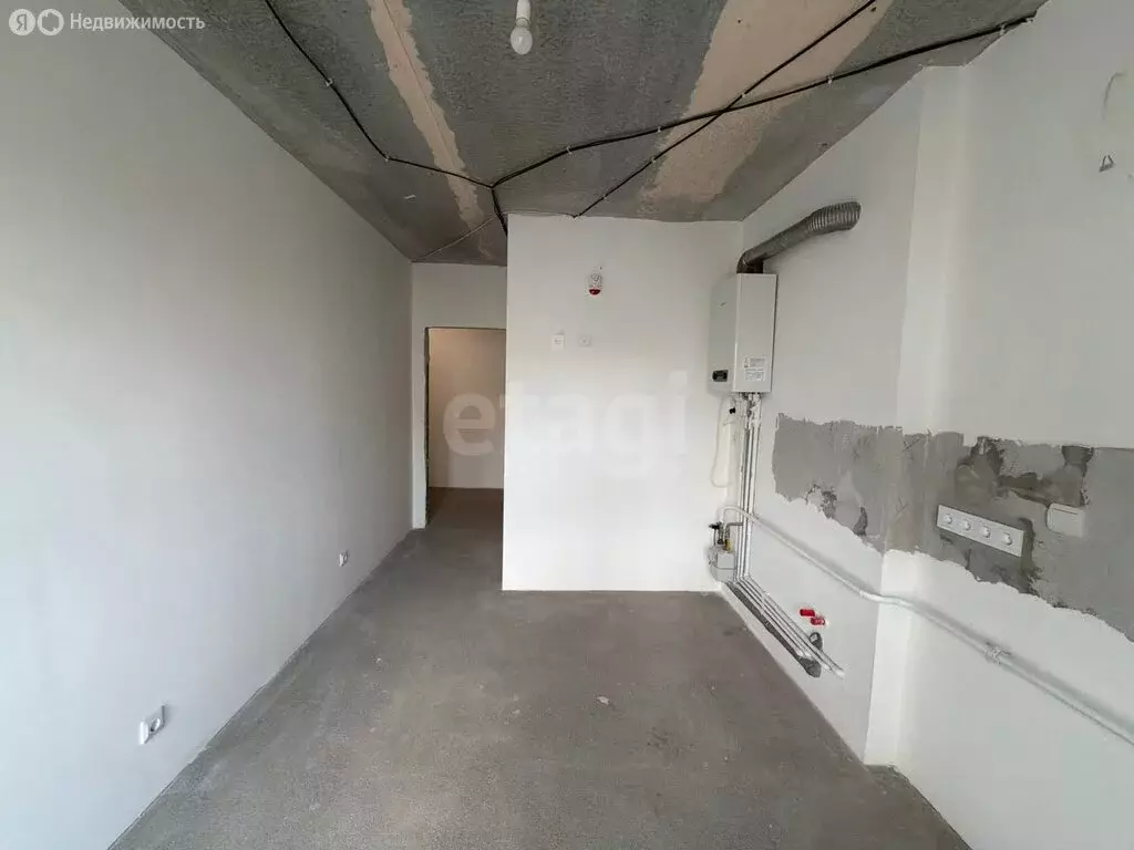 3-комнатная квартира: Калининград, Старокаменная улица, 3 (78.5 м) - Фото 1