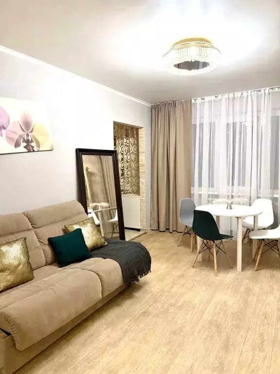 2-к кв. Татарстан, Казань ул. Гарифьянова, 34 (53.0 м) - Фото 0