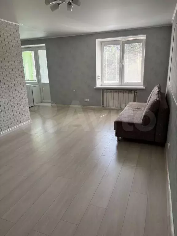 1-к. квартира, 38 м, 5/15 эт. - Фото 0