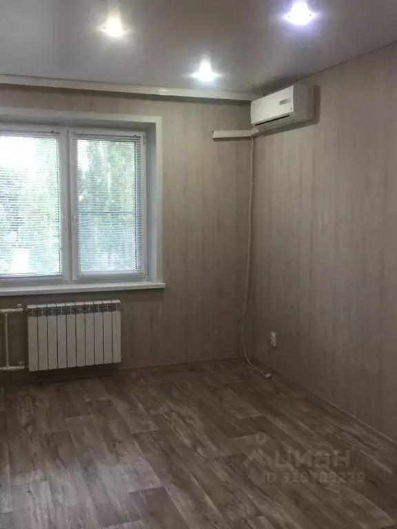 1-к кв. Белгородская область, Старый Оскол Заводская ул., 2Б (40.0 м) - Фото 0