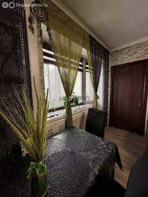 2-комнатная квартира: Саратов, улица имени Н.И. Вавилова, 13 (44 м) - Фото 2